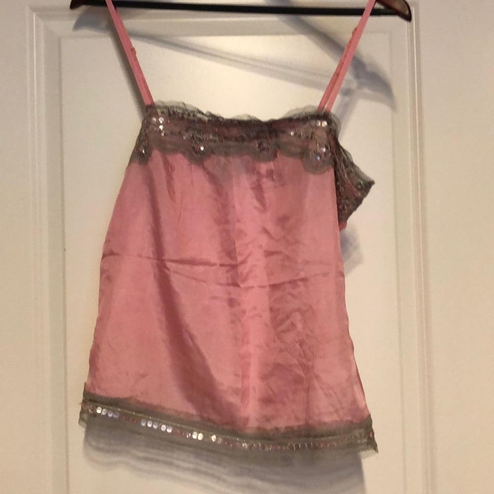 🌸Guess pink & gray silk cami with lace & beads🌸